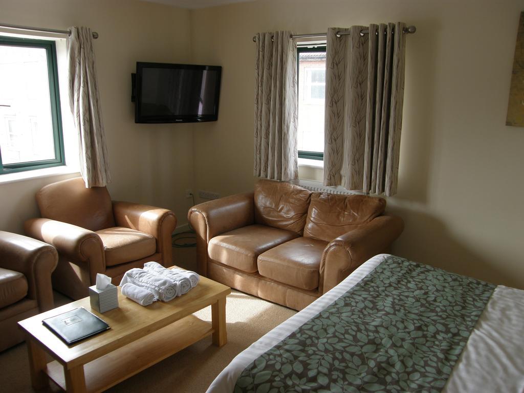 Deangate Motel Lydney Zimmer foto